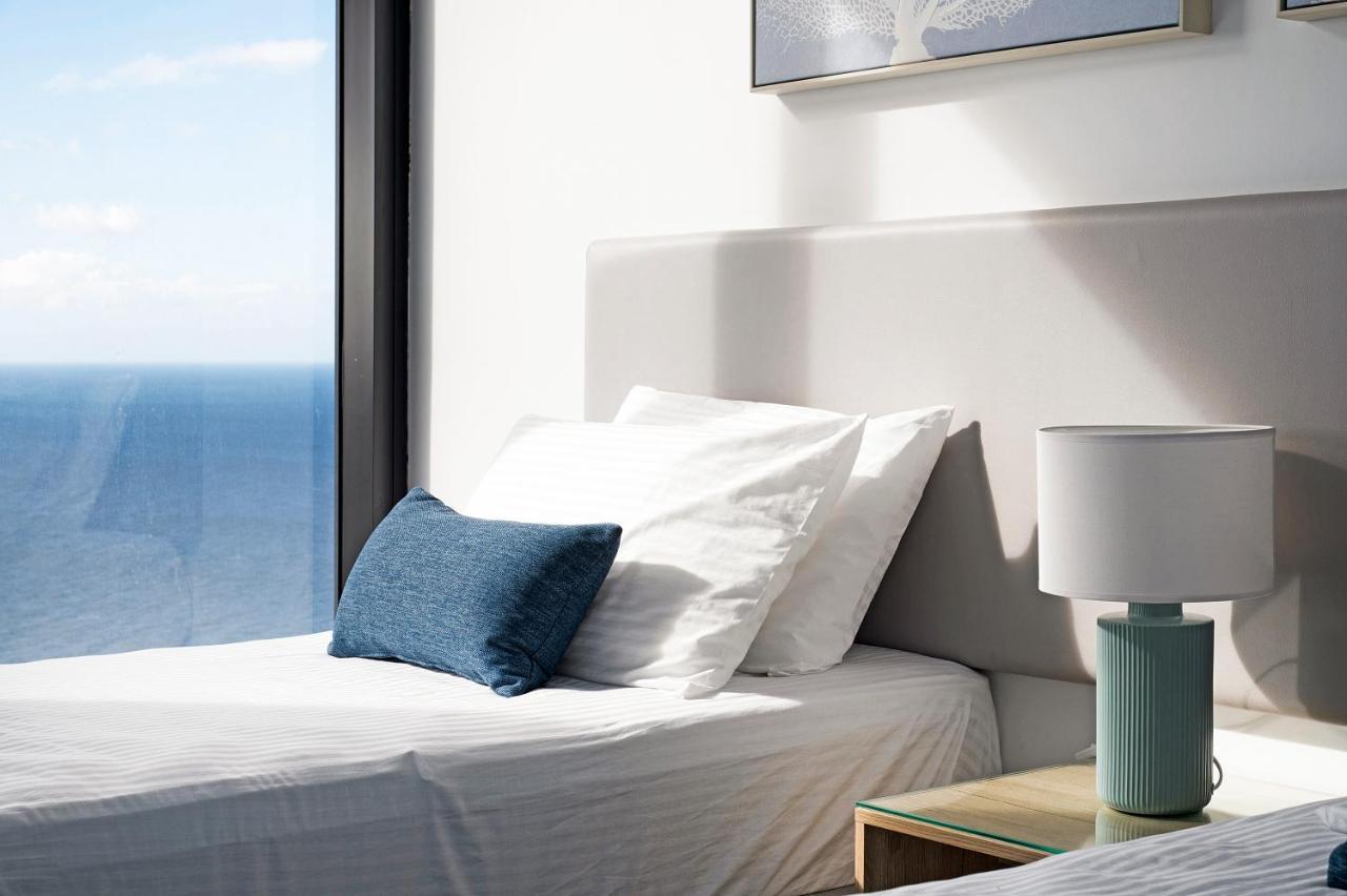 Sea View Beachfront Apartment In Surfers Gold Coast Zewnętrze zdjęcie