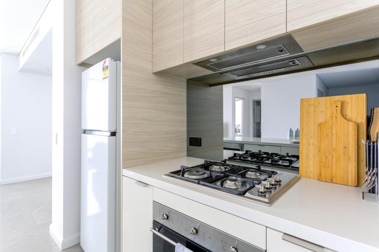 Sea View Beachfront Apartment In Surfers Gold Coast Zewnętrze zdjęcie